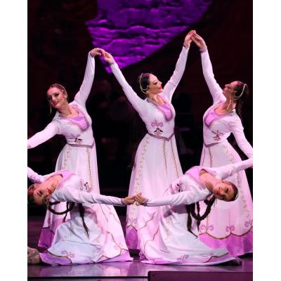 Государственному ансамблю танца Армении 65 лет