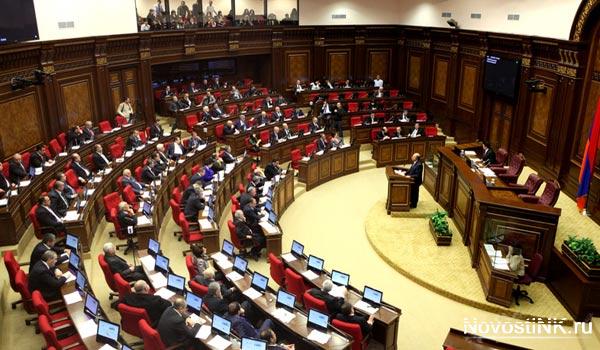 В парламенте Армении обсудят соглашение о создании с Россией объединенной региональной системы ПВО