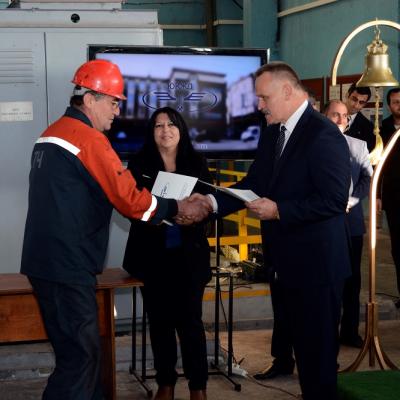 7 ноября в Ереванском локомотивном депо ЗАО 'Южно-Кавказская железная дорога' состоялась торжественная церемония ввода в эксплуатацию первого отремонтированного электропоезда в объеме ТР-3