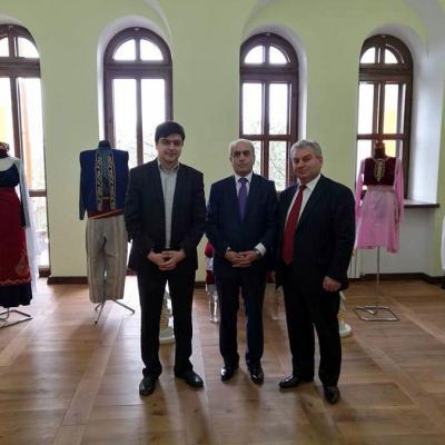 Слева направо: председатель Армянской общины РМ Айк Вартанян, посол Армении Дживан Мовсисян, почетный консул Татул Давоян
