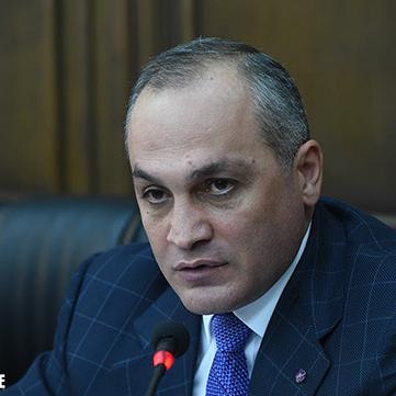 Руководитель комиссии по вопросам обороны и безопасности Парламента РАКорюн Наапетян