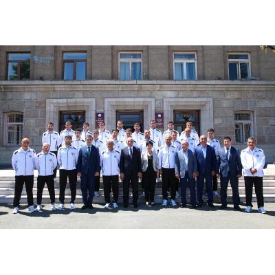 Президент Арцаха Бако Саакян принял сборную республики перед началом чемпионат Европы по футболу среди непризнанных государств