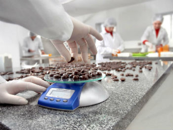 В наступившем году намечено еще на 10-20% увеличить объемы производства и продаж шоколадной фабрики.