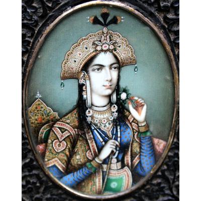 Мавзолей был возведен в память о любимой жене Шах-Джахана Мумтаз-Махал