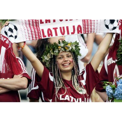Сборная Латвии сенсационно преодолела отборочный цикл ЕВРО-2004 и достойно выступила в финальном турнире чемпионата Европы