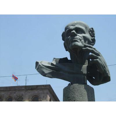 Первый памятник Сахарову на территории бывшего СССР открылся в 2001 году в Ереване на площади имени Сахарова