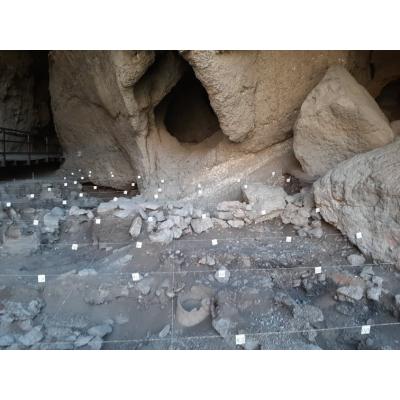 Армянские ученые совместно с коллегами из Бразилии, Чехии и Ирландии воссоздали облик древнейшего человека, обитавшего в пещере Арени-1