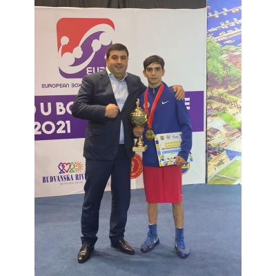 Сборная юниоров Армении по боксу завоевала 5 медалей на чемпионате Европы в Черногории