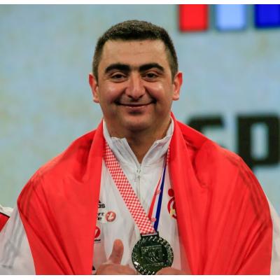 Уже долгие годы уроженец Армении Саркис Мартиросян является лидером австрийской тяжелой атлетики