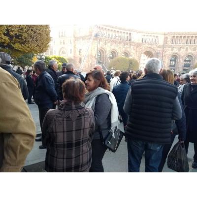 Кашатахцы организовали пикет перед Домом правительства в Ереване