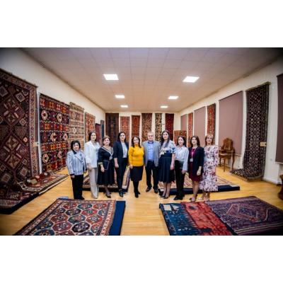Выставка экспонатов Музея ковров города Шуши