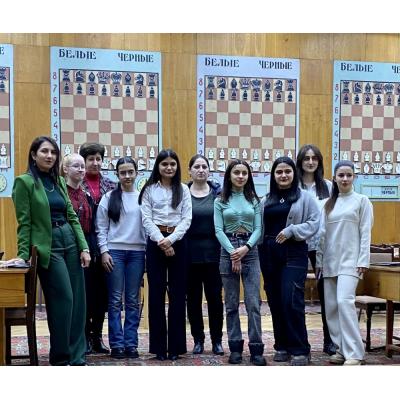 В столичном Доме шахмат имени Тиграна Петросяна состоялась жеребьевка чемпионатов Армении среди мужчин (83-й) и женщин (78-й)