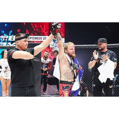 Российский боец MMA Владимир 'Ирландец' Полозов выиграл безнадежный бой благодаря поддержке жены Екатерины