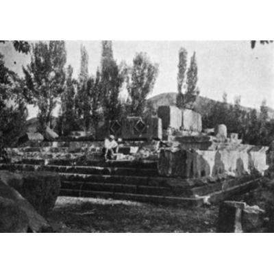 Выставка к 115-летию Александра Саиняна