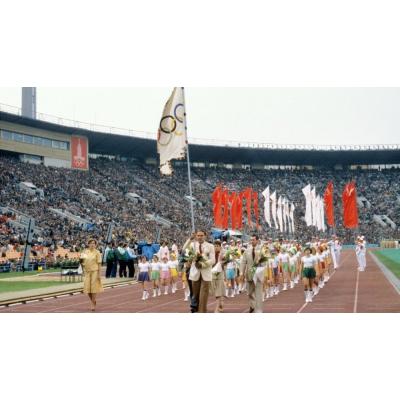 Полет олимпийского Миши – талисмана Москвы-1980 – стал одним из самых трогательных моментов в истории Олимпийских игр