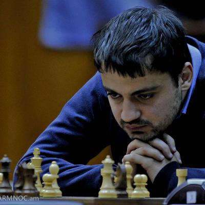 Завен Андриасян продолжает удерживать лидерство в мужском чемпионате страны по шахматам