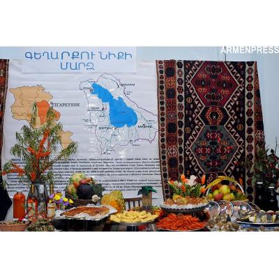 На выставке Russia-Armenia plus Iran