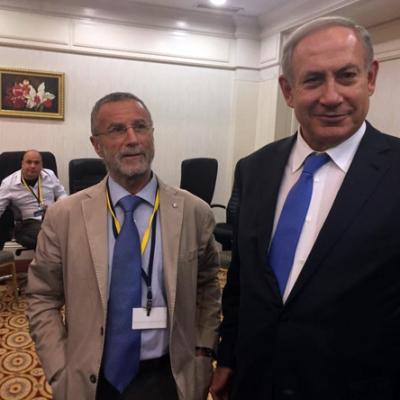 Йосси Мельман и премьер-министр Израиля Беньямин Нетаньяху. Твиттер-аккаунт Йосси Мельмана