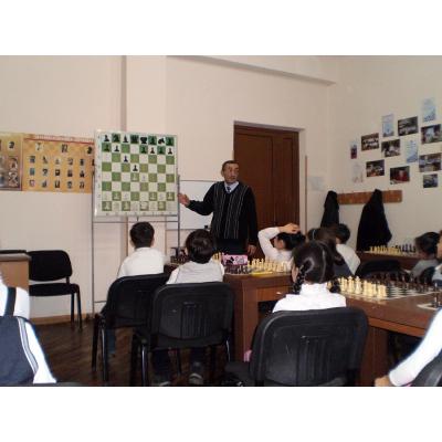 В Армянском государственном педагогическом университете имени Х. Абовяна создан первый в мире Научно-исследовательский институт шахмат