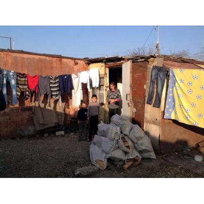 По официальным данным, 45,5% гюмрийцев живут в нищете