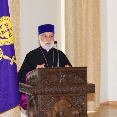 Архиепископ Натан Ованнисян
