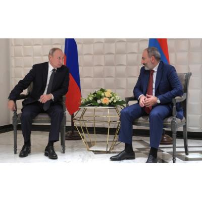 Владимир Путин и Никол Пашинян