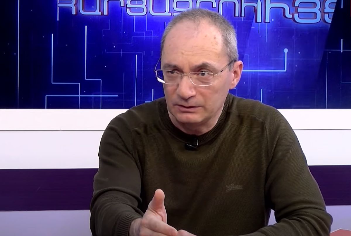 Доктор политических наук, военный историк Армен Айвазян
