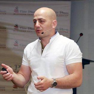 Председатель Союза предпринимателей 'Манташев' Ваграм Миракян
