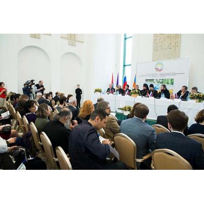 Международная конференция 'Традиционные ценности – вызовы современности' прошла в Первопрестольном Святом Эчмиадзине